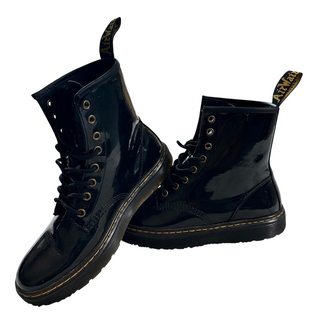 Dr.‎ Martens Boots Womens 9 Black Patent Leather Lace Up Goth Punk Grunge Fall